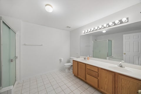 Tiny photo for 888 Riding Lane #888, St. Charles, IL 60174 (MLS # 12660782)