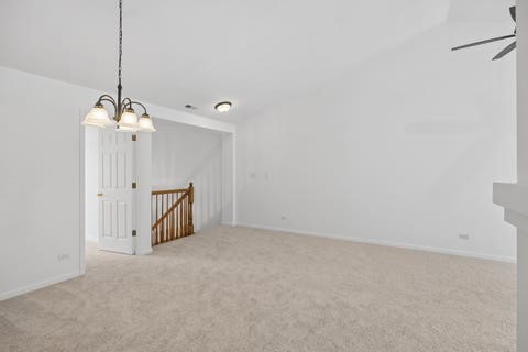 Tiny photo for 888 Riding Lane #888, St. Charles, IL 60174 (MLS # 12660782)