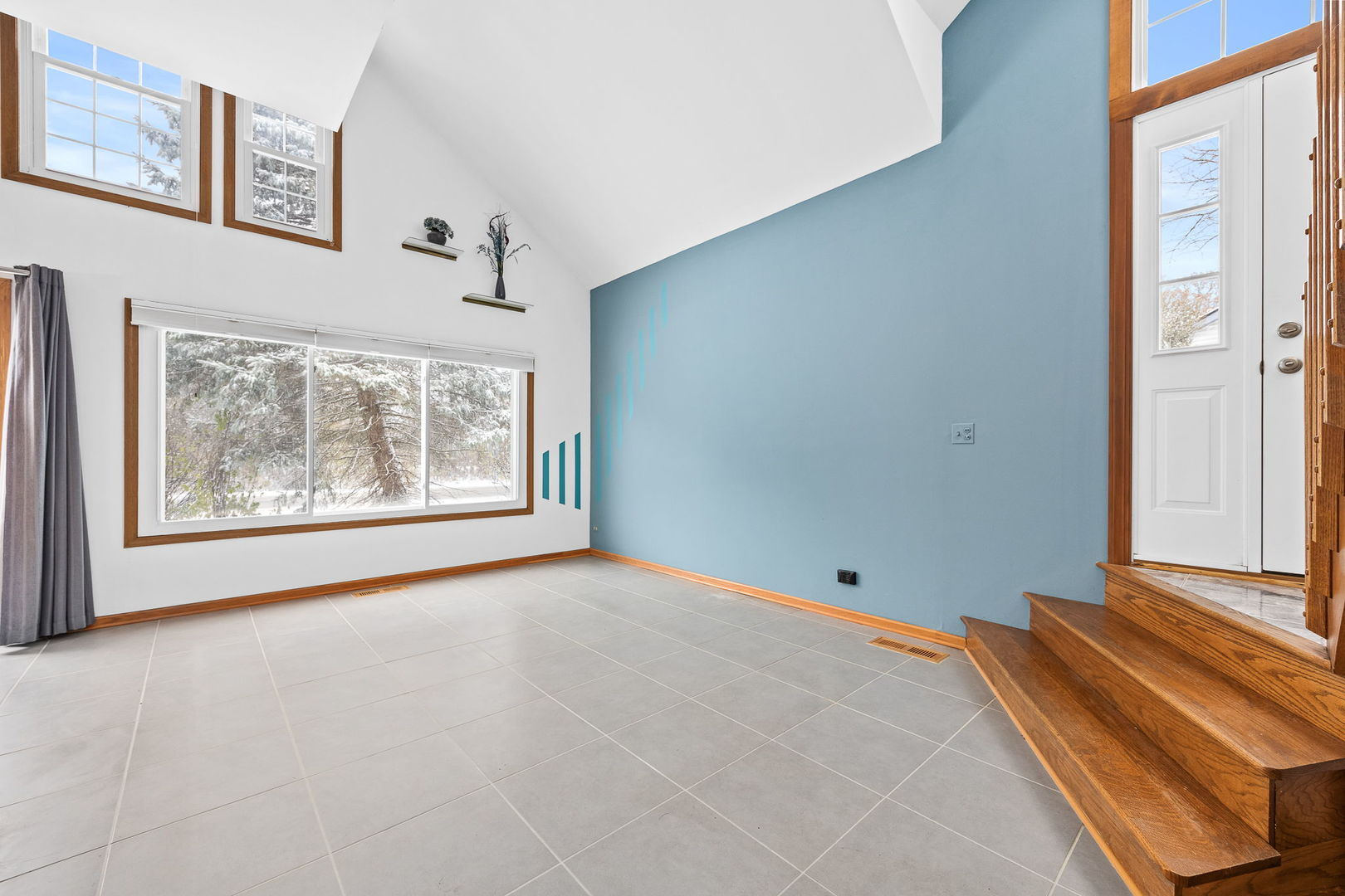 0N670 Bedford Lane 2304