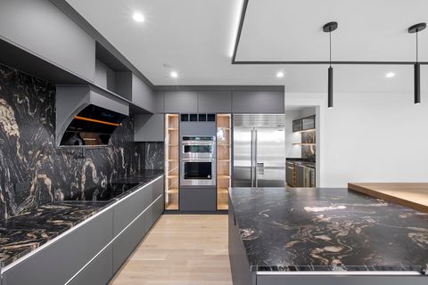 Tiny photo for 7309 W Palos Avenue, Palos Heights, IL 60463 (MLS # 12479839)