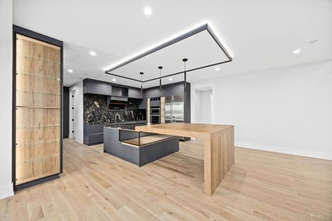 Tiny photo for 7309 W Palos Avenue, Palos Heights, IL 60463 (MLS # 12479839)