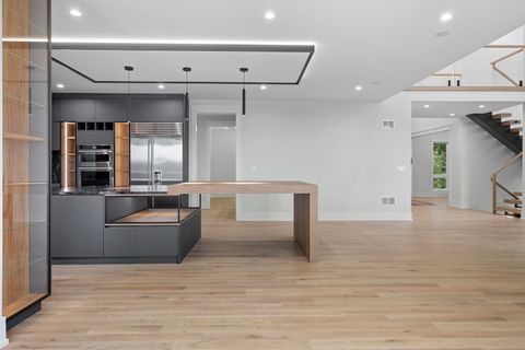 Tiny photo for 7309 W Palos Avenue, Palos Heights, IL 60463 (MLS # 12479839)