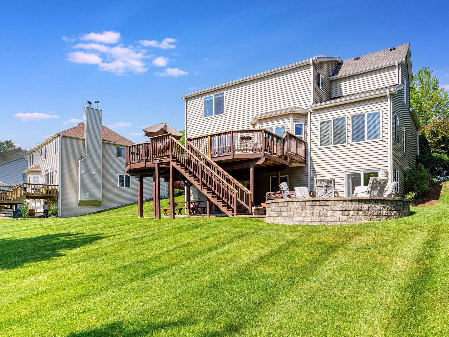 822 Longwood Drive