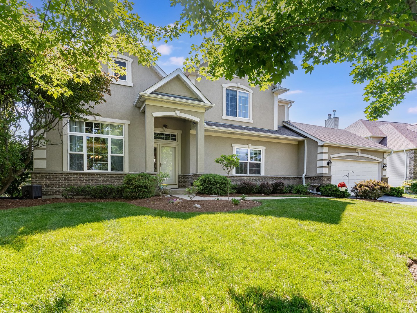 822 Longwood Drive