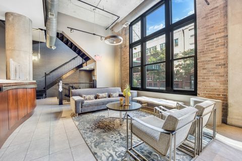 Tiny photo for 411 W ONTARIO Street #426, Chicago, IL 60654 (MLS # 12490366)