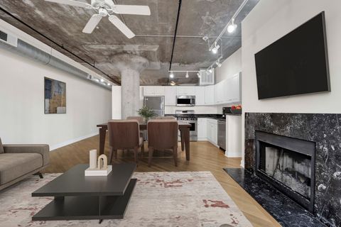 Tiny photo for 411 W ONTARIO Street #426, Chicago, IL 60654 (MLS # 12490366)