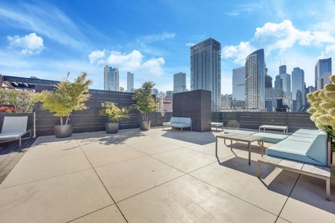 Tiny photo for 411 W ONTARIO Street #426, Chicago, IL 60654 (MLS # 12490366)