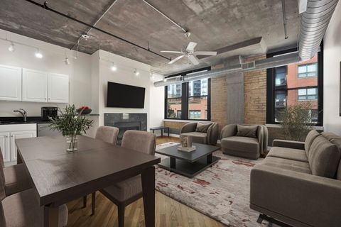 Tiny photo for 411 W ONTARIO Street #426, Chicago, IL 60654 (MLS # 12490366)