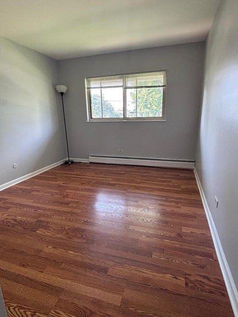 Tiny photo for 659 E Fullerton Avenue #210, Glendale Heights, IL 60139 (MLS # 12728277)