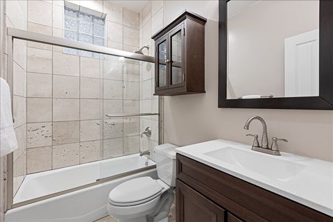 Tiny photo for 1639 N Oakley Avenue #D1, Chicago, IL 60647 (MLS # 12619865)
