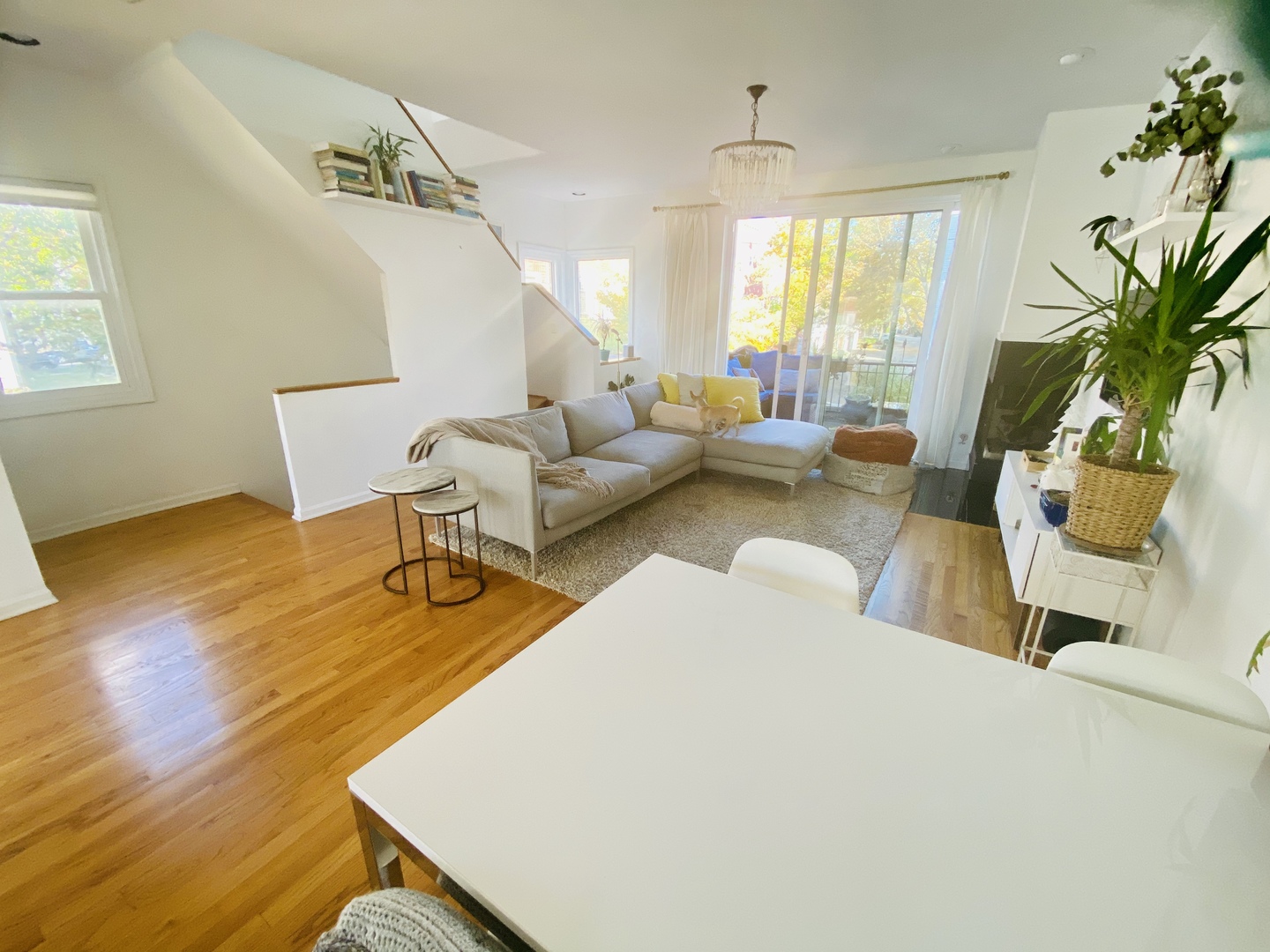 2901 N Wolcott Avenue B