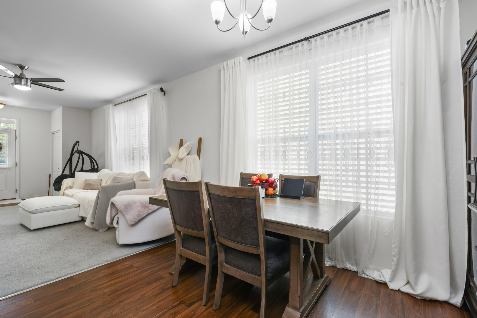 Properties 4 3633 Hyde Park Court