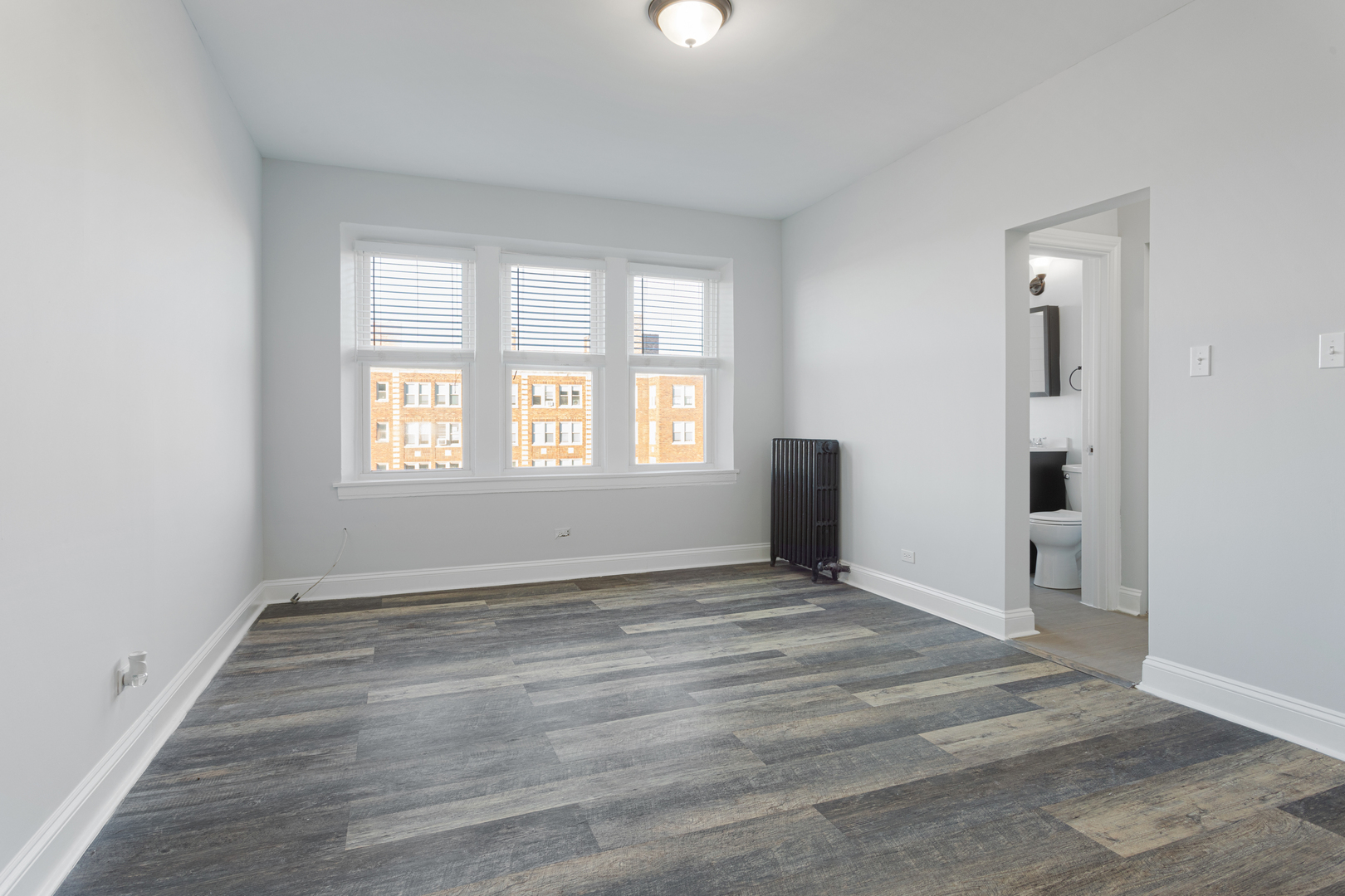 1608 W Sherwin Avenue 405