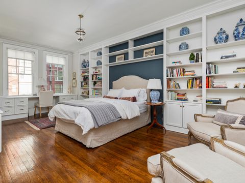 Tiny photo for 232 E WALTON Place #5E, Chicago, IL 60611 (MLS # 12619230)