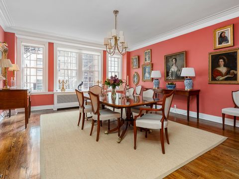 Tiny photo for 232 E WALTON Place #5E, Chicago, IL 60611 (MLS # 12619230)