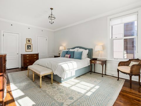 Tiny photo for 232 E WALTON Place #5E, Chicago, IL 60611 (MLS # 12619230)