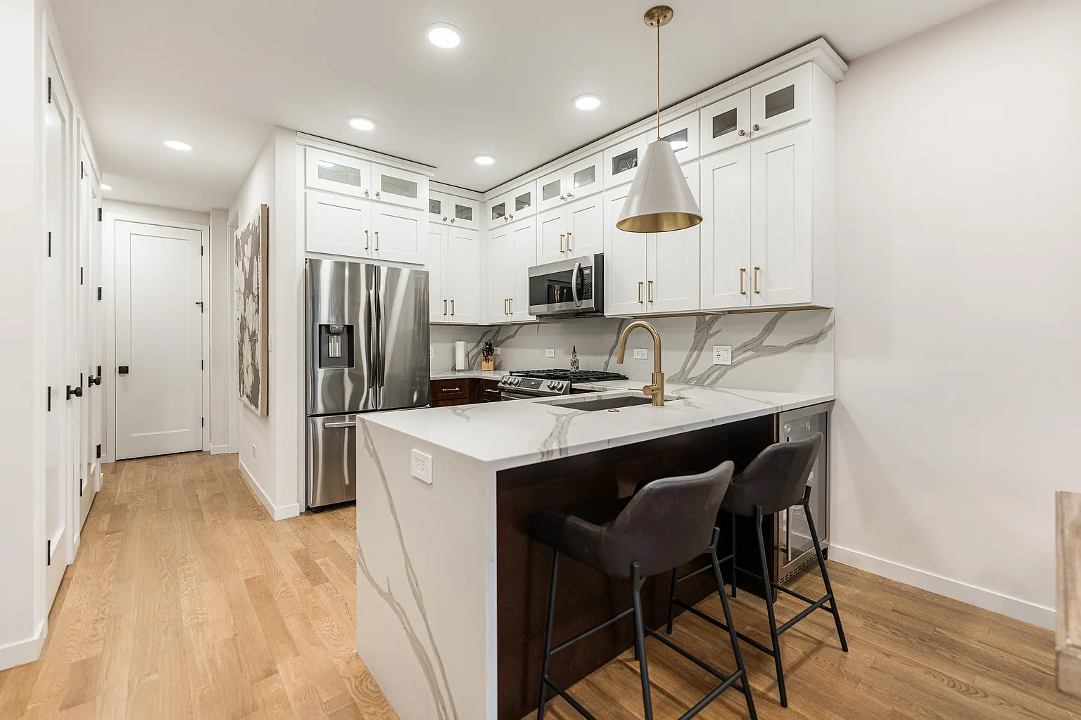 1703 W Chicago Avenue 4