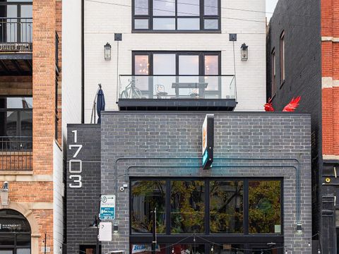 1703 W Chicago Avenue 4 Chicago IL 60622