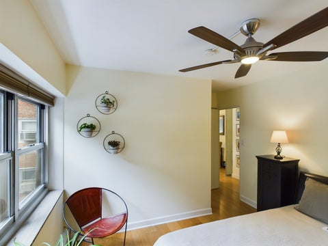 Tiny photo for 4980 N Marine Drive #432, Chicago, IL 60640 (MLS # 12744682)