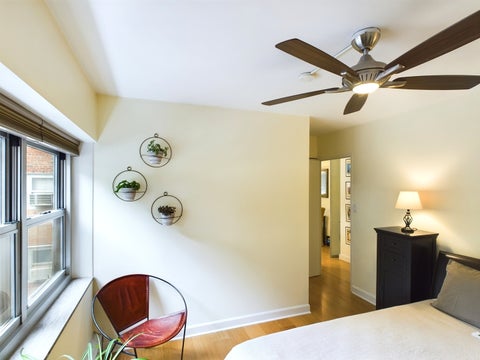 Tiny photo for 4980 N Marine Drive #432, Chicago, IL 60640 (MLS # 12744682)