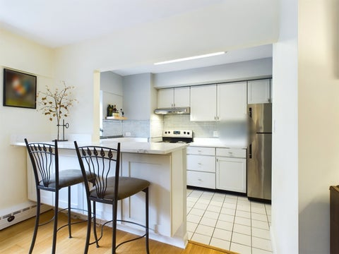 Tiny photo for 4980 N Marine Drive #432, Chicago, IL 60640 (MLS # 12744682)
