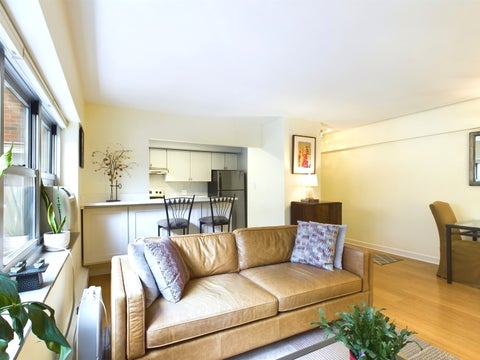 Tiny photo for 4980 N Marine Drive #432, Chicago, IL 60640 (MLS # 12744682)