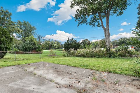 Tiny photo for 337 Nassau Street, Park Forest, IL 60466 (MLS # 12491077)