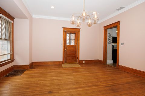 Tiny photo for 1510 E Olive Street, Bloomington, IL 61701 (MLS # 12569256)