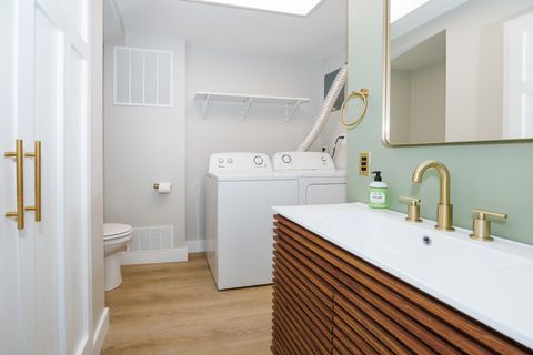 Tiny photo for 1510 E Olive Street, Bloomington, IL 61701 (MLS # 12569256)