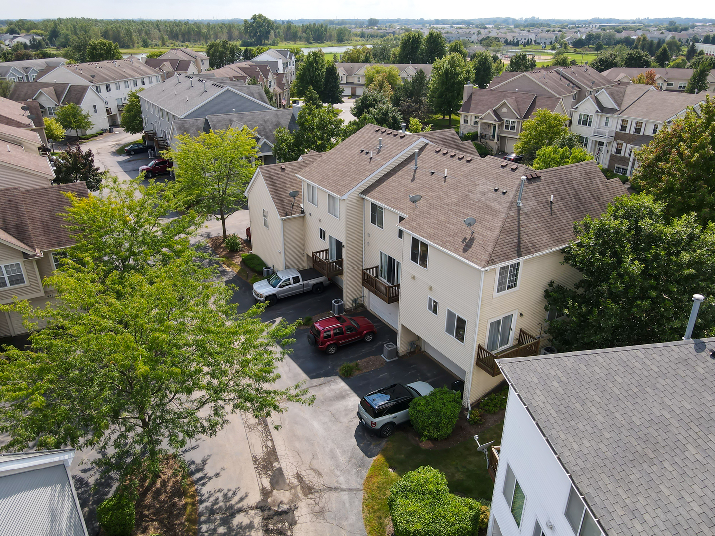 Photo 4 of 31 of 1263 Derry Lane townhome