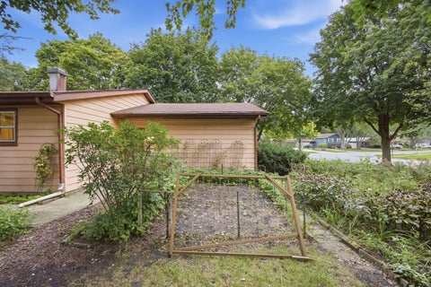 Tiny photo for 1300 N Lyle Avenue, Elgin, IL 60123 (MLS # 12770370)