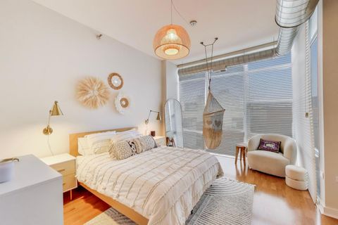 Tiny photo for 901 W MADISON Street #710, Chicago, IL 60607 (MLS # 12589265)