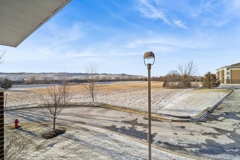 Tiny photo for 2220 Founders Drive #107, Northbrook, IL 60062 (MLS # 12587057)