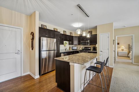 Tiny photo for 2220 Founders Drive #107, Northbrook, IL 60062 (MLS # 12587057)