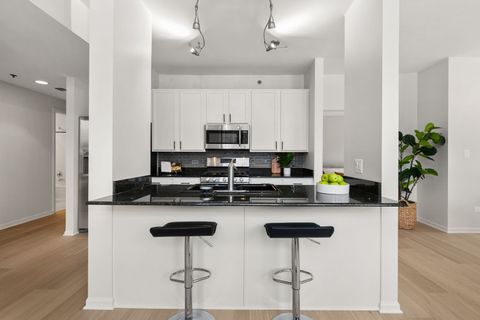 Tiny photo for 400 W Ontario Street #801, Chicago, IL 60654 (MLS # 12572503)