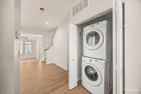 Tiny photo for 65 E 89th Place, Chicago, IL 60619 (MLS # 12558357)