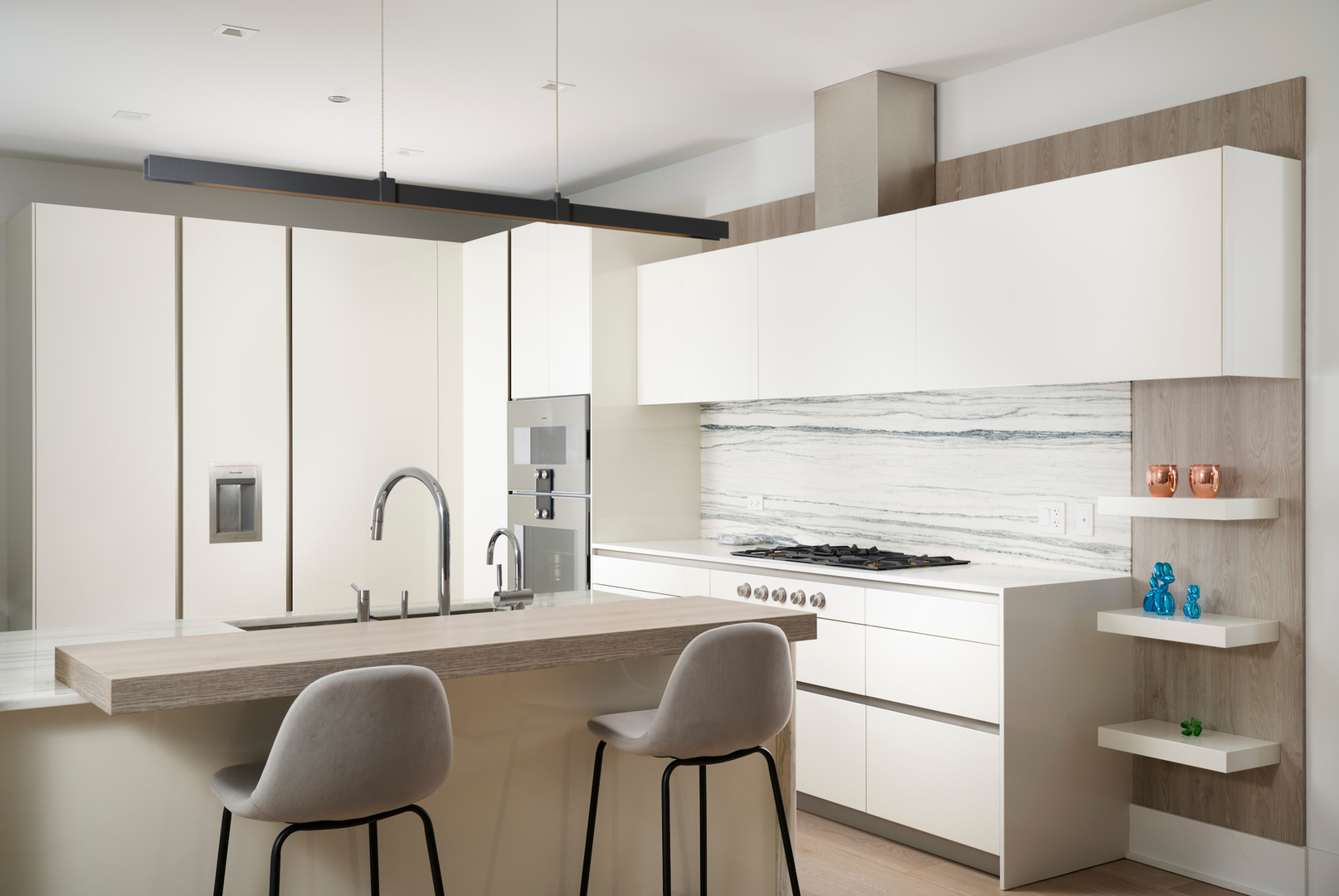 363 E Wacker Drive 2201