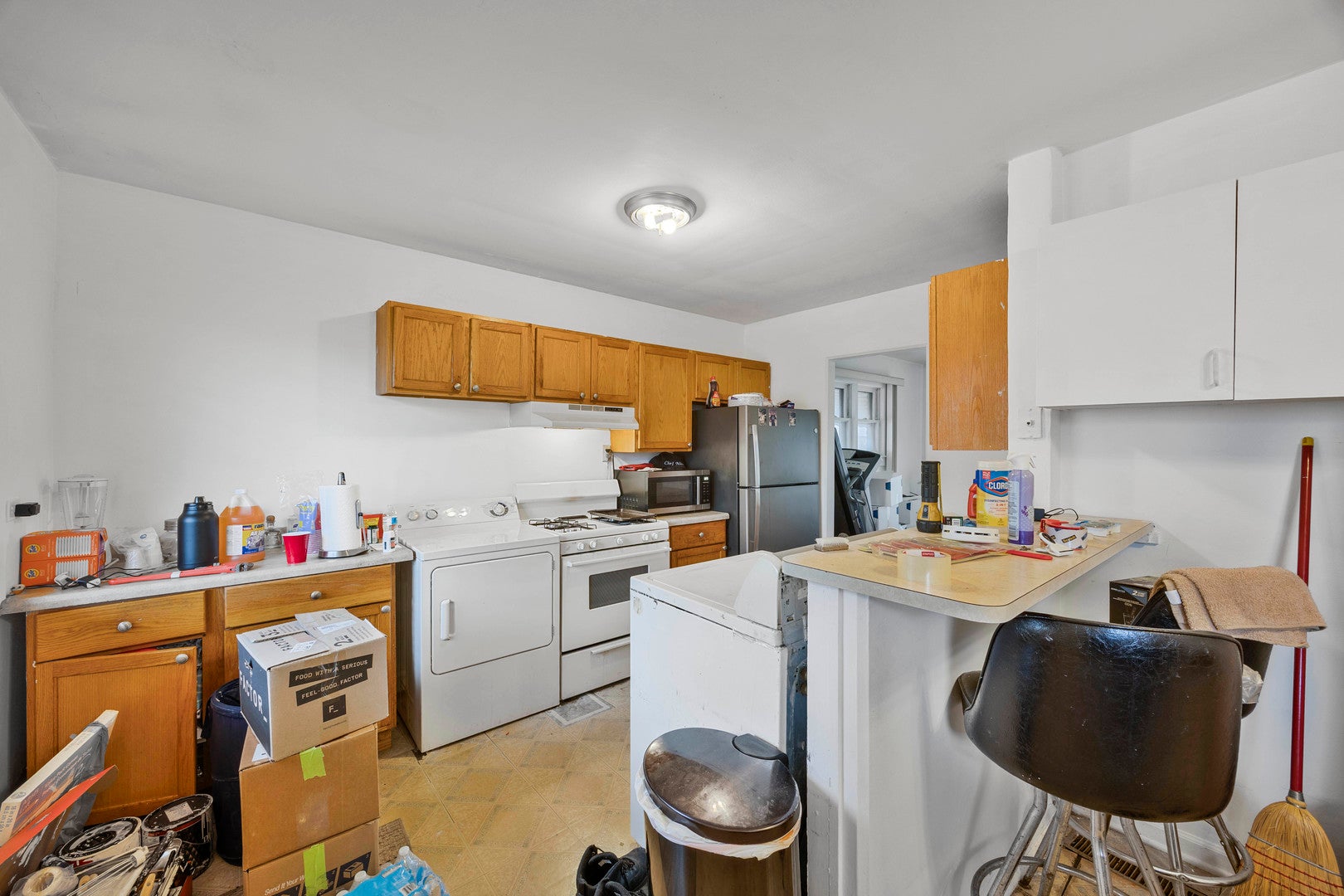 17223 Burnham Avenue