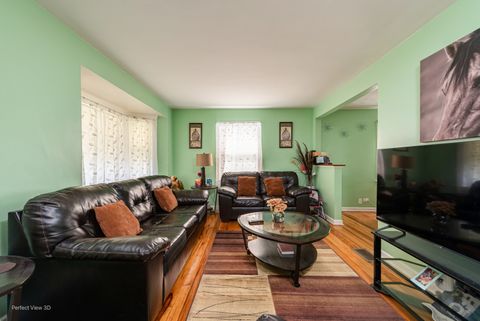 Tiny photo for 526 Bohland Avenue, Bellwood, IL 60104 (MLS # 12503292)