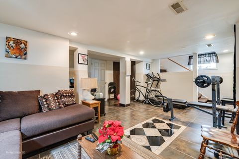 Tiny photo for 526 Bohland Avenue, Bellwood, IL 60104 (MLS # 12503292)