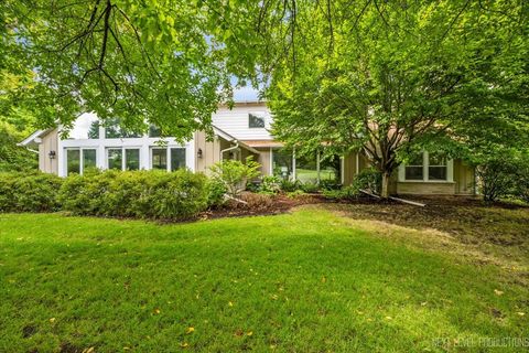 Tiny photo for 301 Country Club Place, Geneva, IL 60134 (MLS # 12450497)