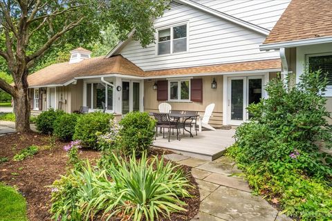 Tiny photo for 301 Country Club Place, Geneva, IL 60134 (MLS # 12450497)