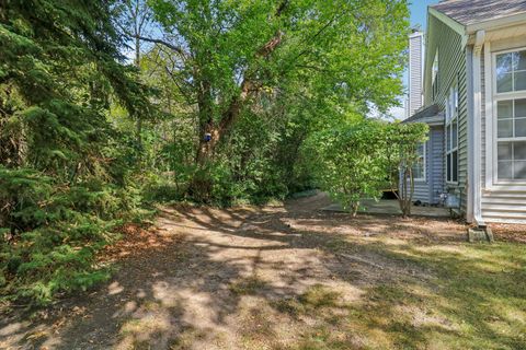 Tiny photo for 136 Parkview Drive, Wauconda, IL 60084 (MLS # 12484557)