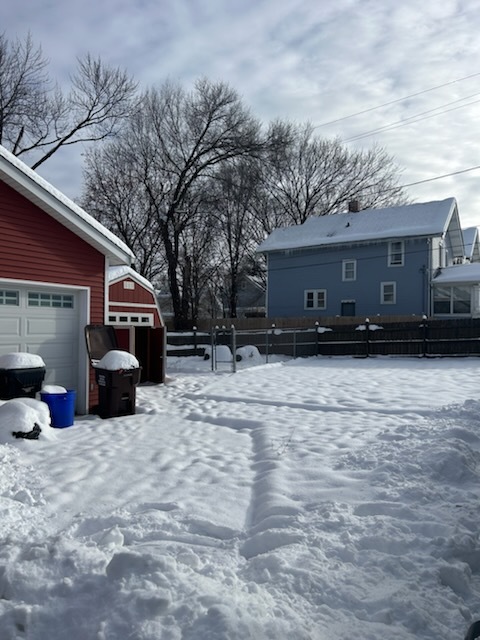 Rockford, Illinois 61102, United States, 5 Bedrooms Bedrooms, ,2 BathroomsBathrooms,Residential,Active,253403