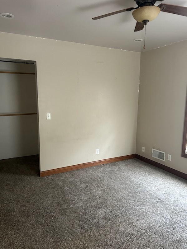 Rockford, Illinois 61102, United States, 5 Bedrooms Bedrooms, ,2 BathroomsBathrooms,Residential,Active,253403