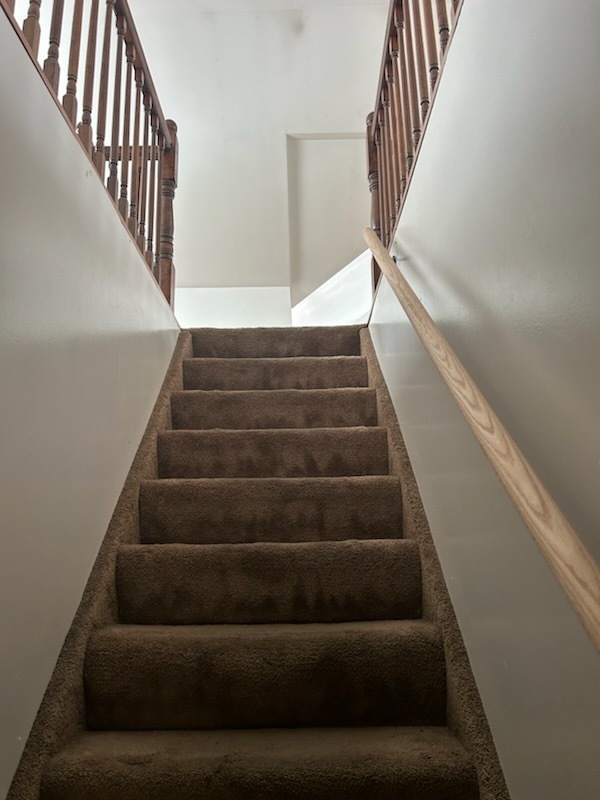 Rockford, Illinois 61102, United States, 5 Bedrooms Bedrooms, ,2 BathroomsBathrooms,Residential,Active,253403