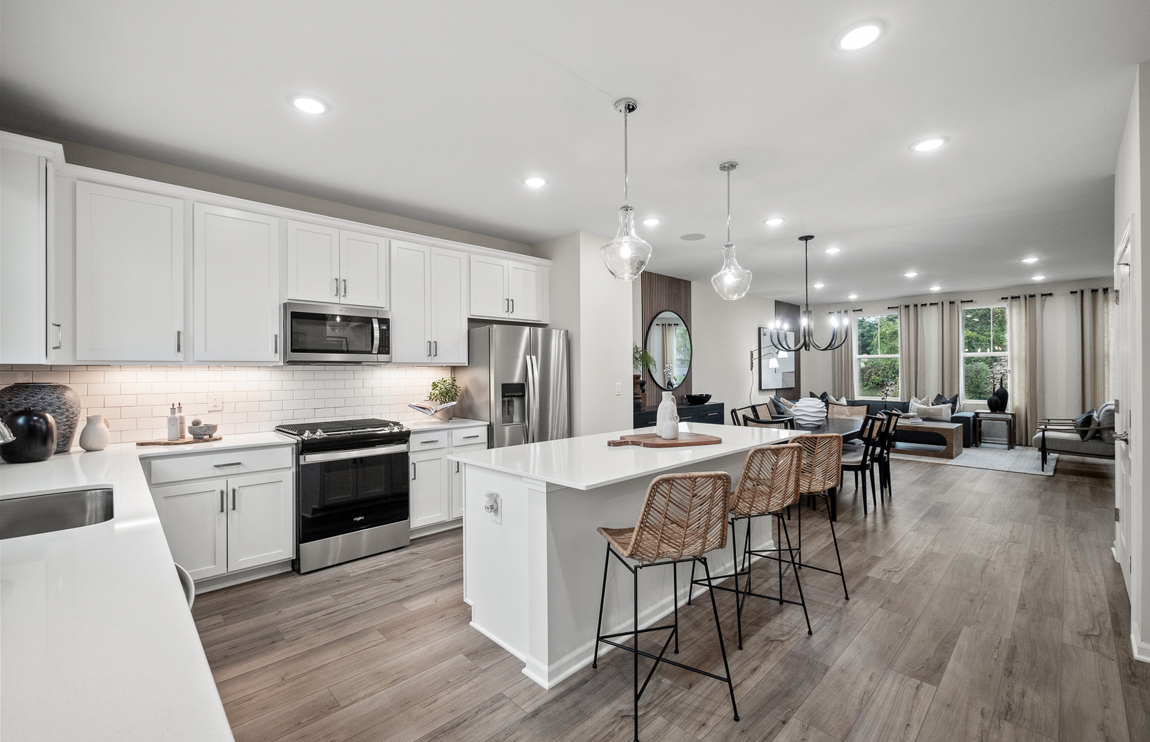 240 Warren Lane 11348
