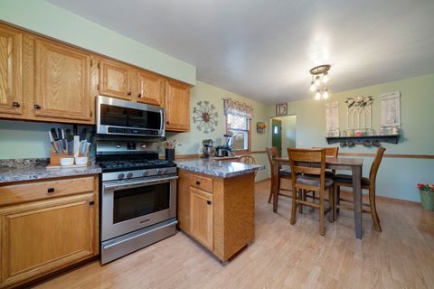 Tiny photo for 1523 Minns Drive, Machesney Park, IL 61115 (MLS # 12525381)