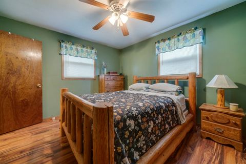 Tiny photo for 1523 Minns Drive, Machesney Park, IL 61115 (MLS # 12525381)