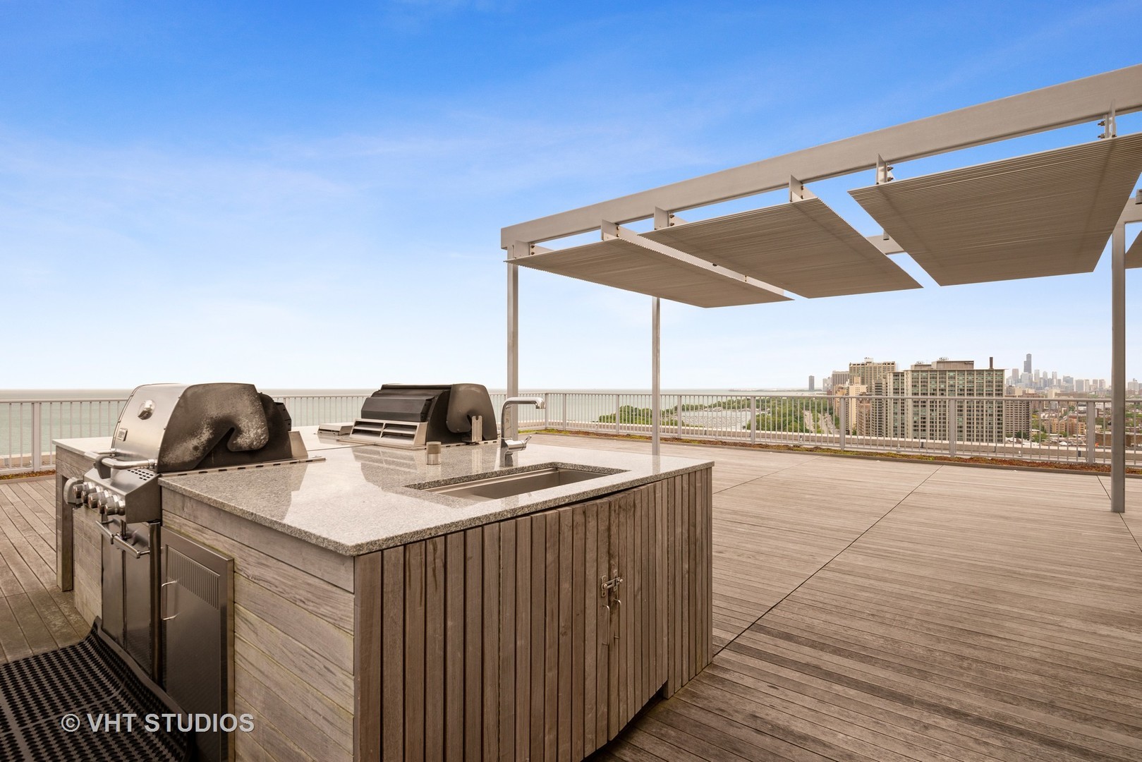 3900 N Lake Shore Drive 5H